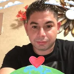 Meet your Posher, Yosli